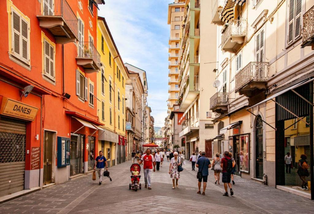 La Finestra Di Fronte Apartment La Spezia Bagian luar foto