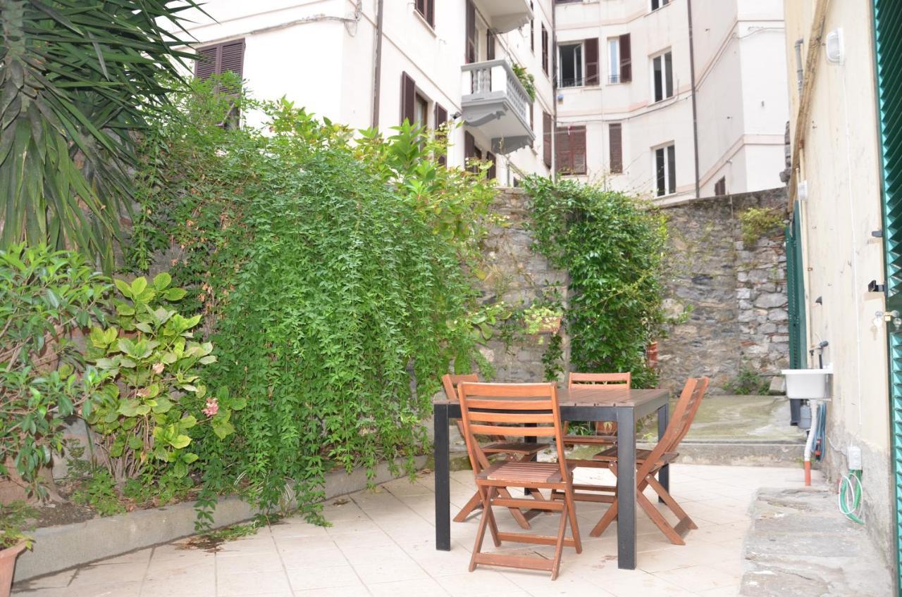 La Finestra Di Fronte Apartment La Spezia Bagian luar foto